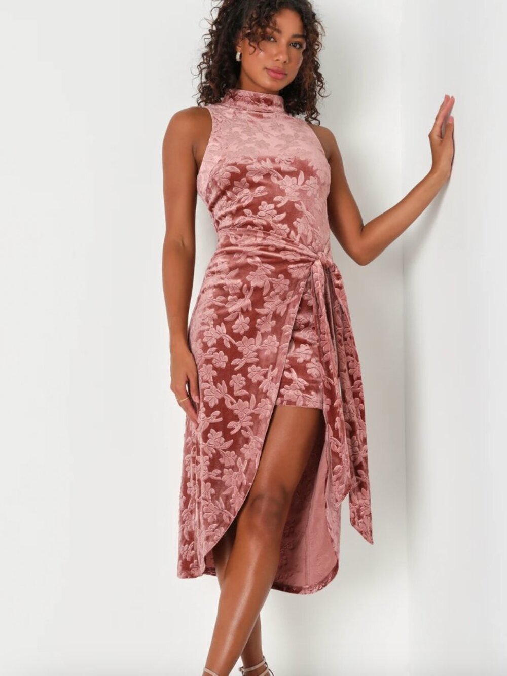 Lulus Dreamy Energy Mauve Velvet Floral Tie-Front Mock Neck Midi Dress Small